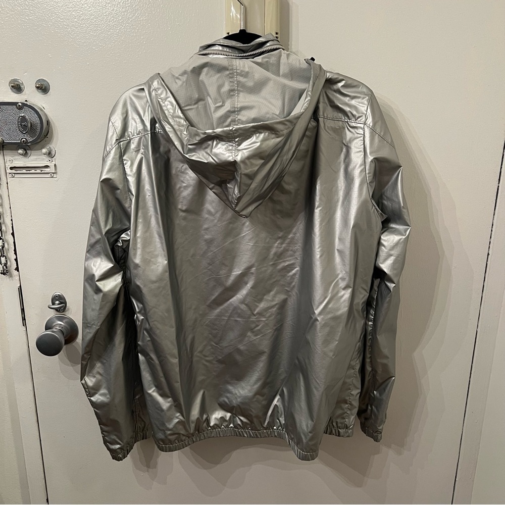 Koppen Silver Windbreaker - Picture 4 of 5